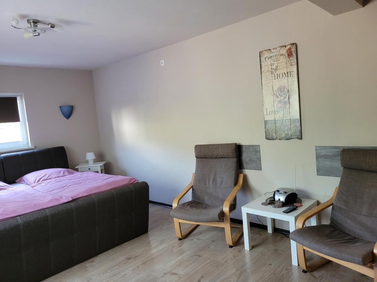 Ferienwohnung Loreley Weisel Exterior photo